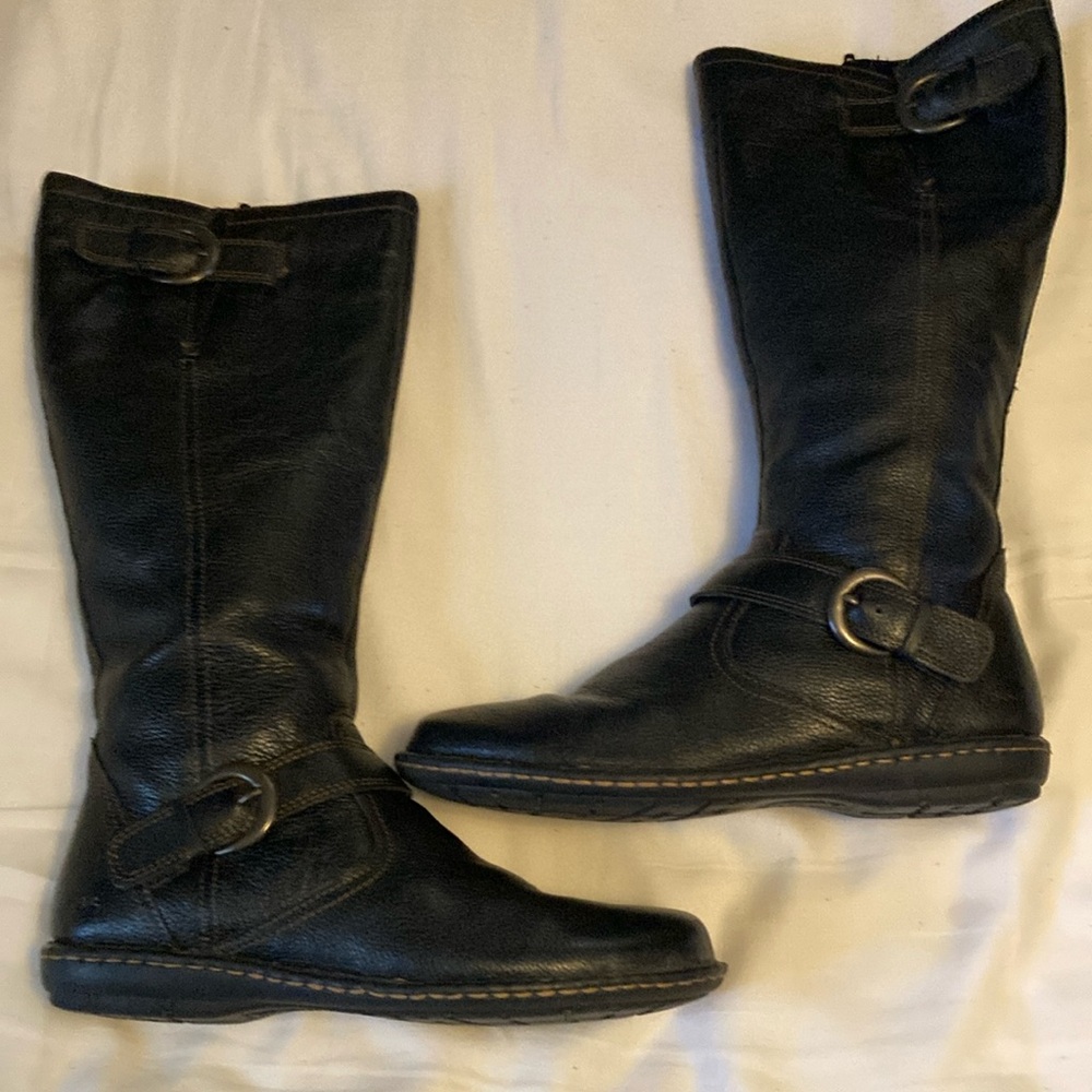 Black BOC knee high boots. Good condition, Size 8.5.